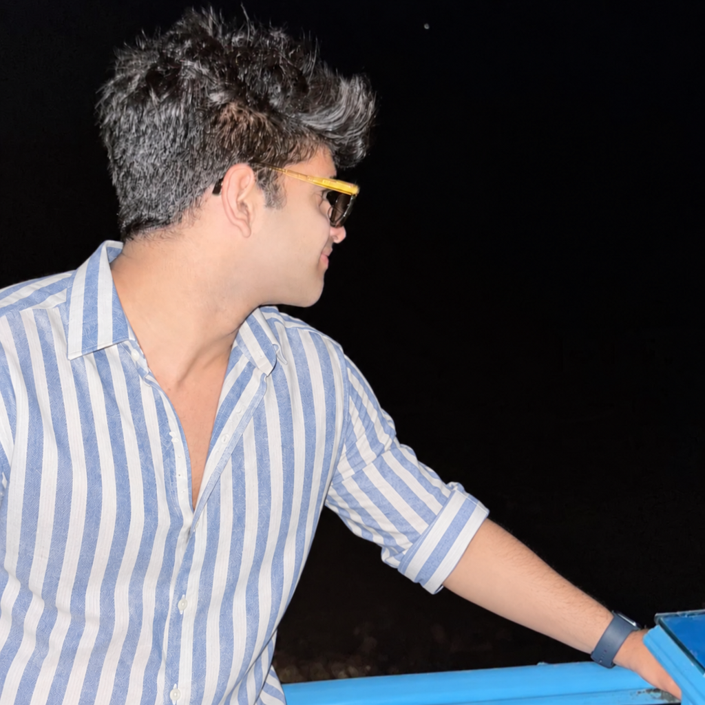 5EIGHT Capri Striped Cropped Shirt – Sky Blue